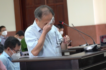 Có tình tiết bất ngờ, tòa hoãn xử vụ trùm xăng giả Trịnh Sướng