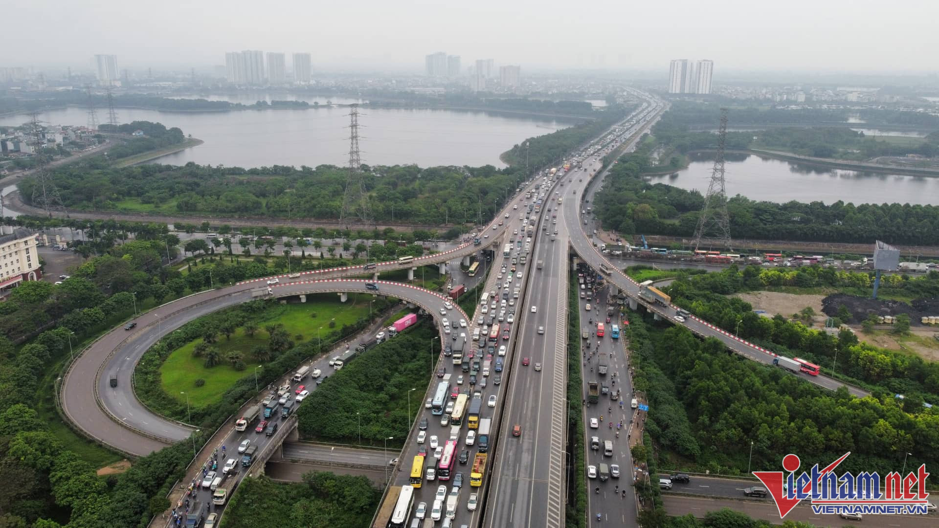 Đường 3.200 tỷ có ‘giải cứu’ được cảnh ùn tắc ở cao tốc Pháp Vân