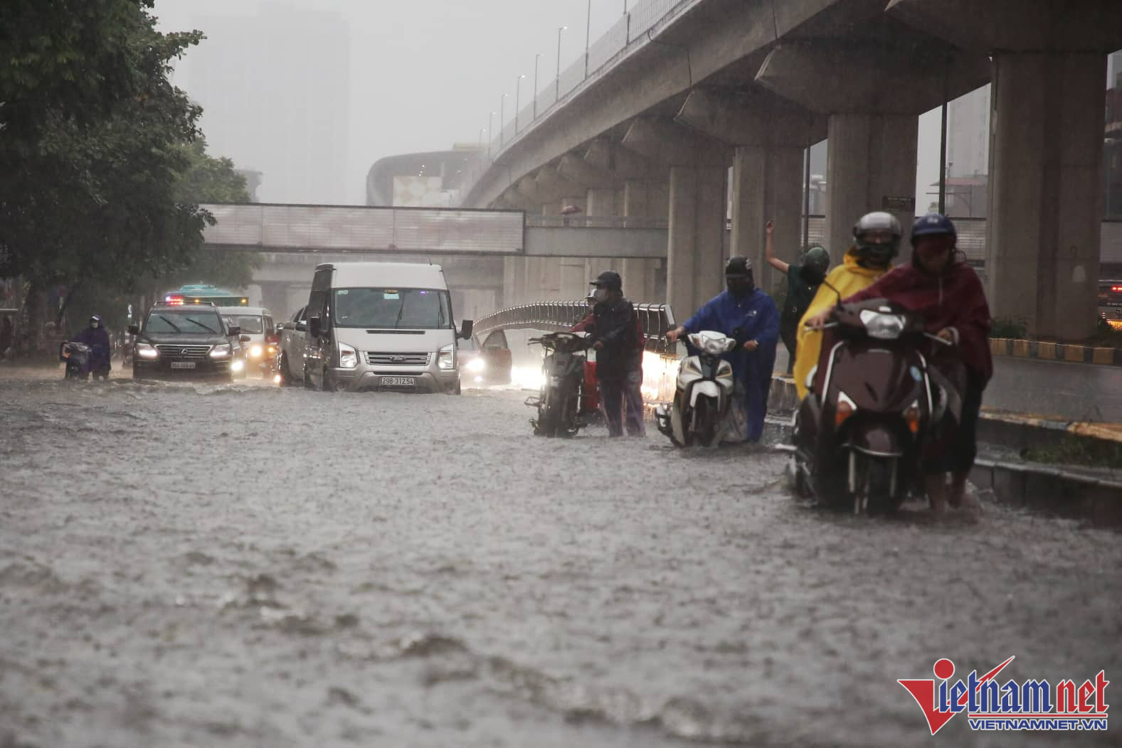 Thời tiết Hà Nội 13/9/2023: Từ tối đến về đêm có mưa