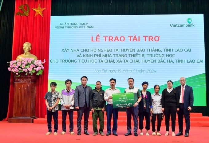 Vietcombank tài trợ 500 triệu đồng xây nhà cho người nghèo tại Lào Cai
