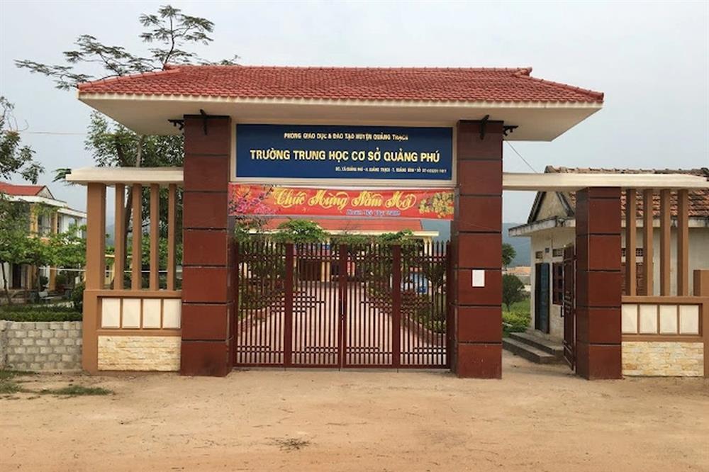 Làm rõ vụ nữ sinh lớp 7 bị nhóm bạn đánh đập, lột đồ