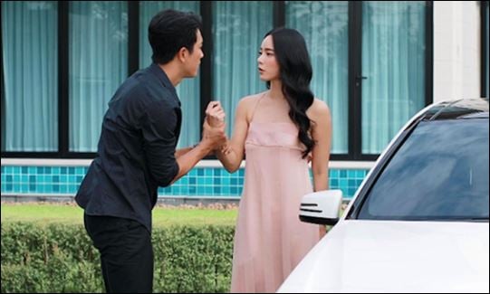 Vợ cũ tái hôn, tôi đến quậy tanh bành: Đàn bà ly hôn ở vậy nuôi con chứ lấy thêm chồng cho khổ